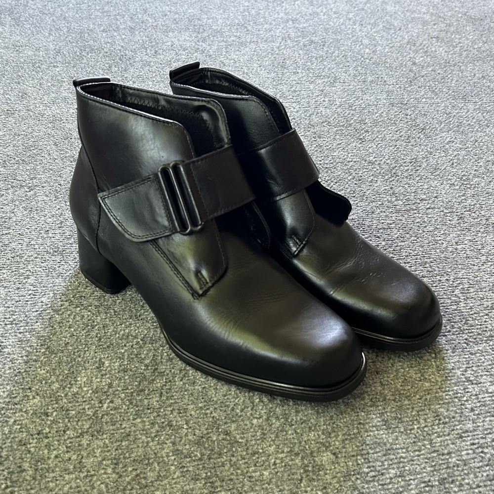 Siberian‎ Husky Boots Womens Size 10 Black Leather Ankle Booties Canada 2551
